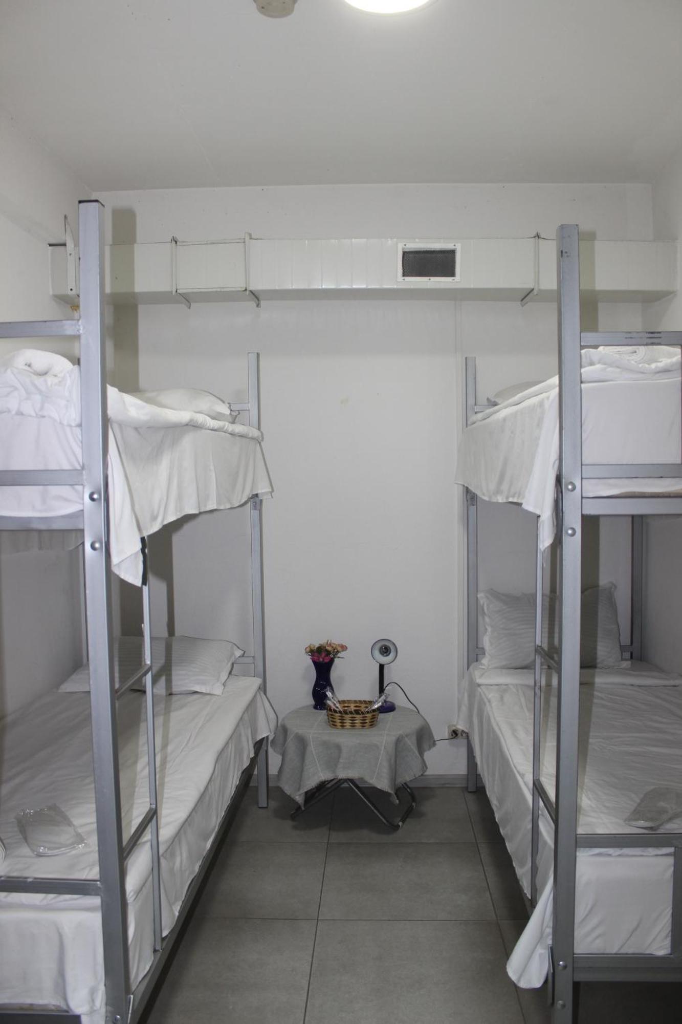 Hostel Near The Square Тбилиси Экстерьер фото