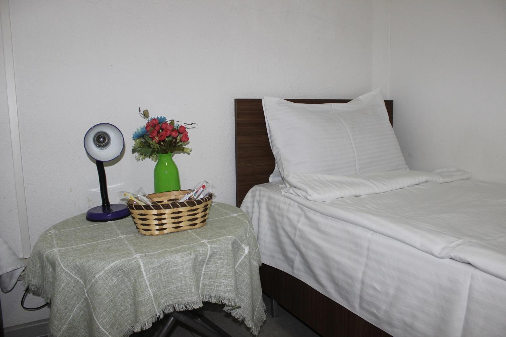 Hostel Near The Square Тбилиси Экстерьер фото