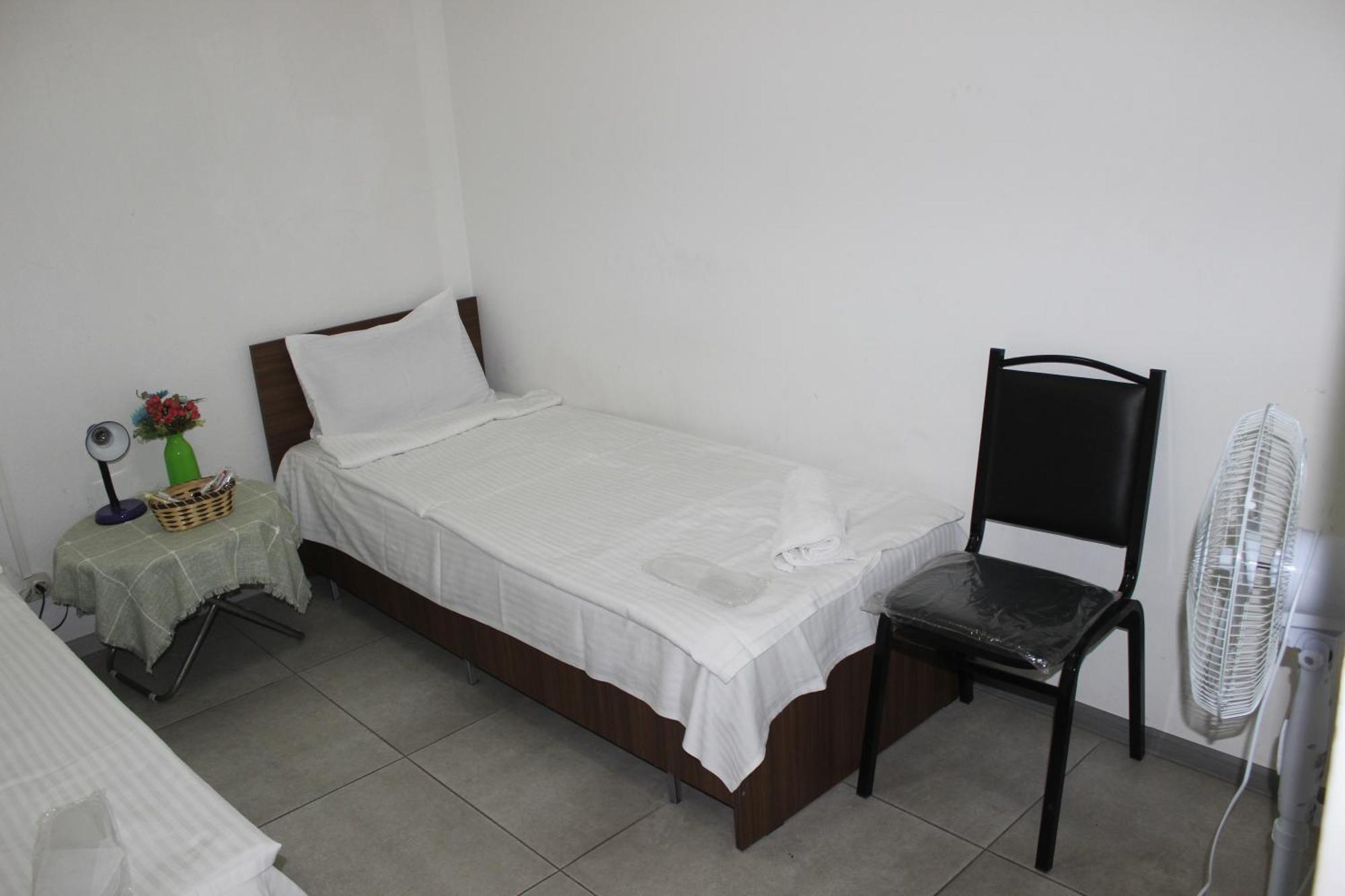Hostel Near The Square Тбилиси Экстерьер фото
