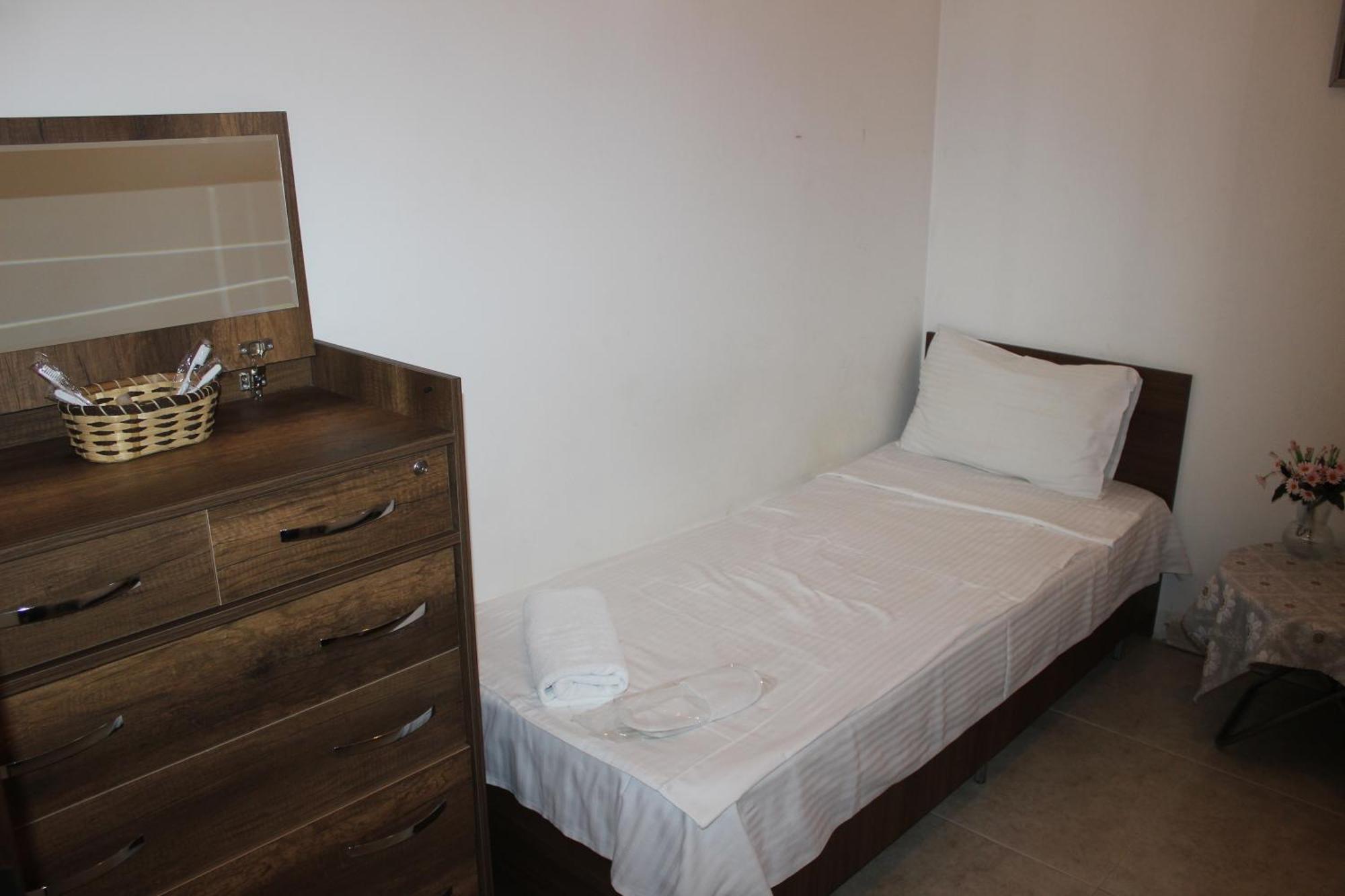 Hostel Near The Square Тбилиси Экстерьер фото