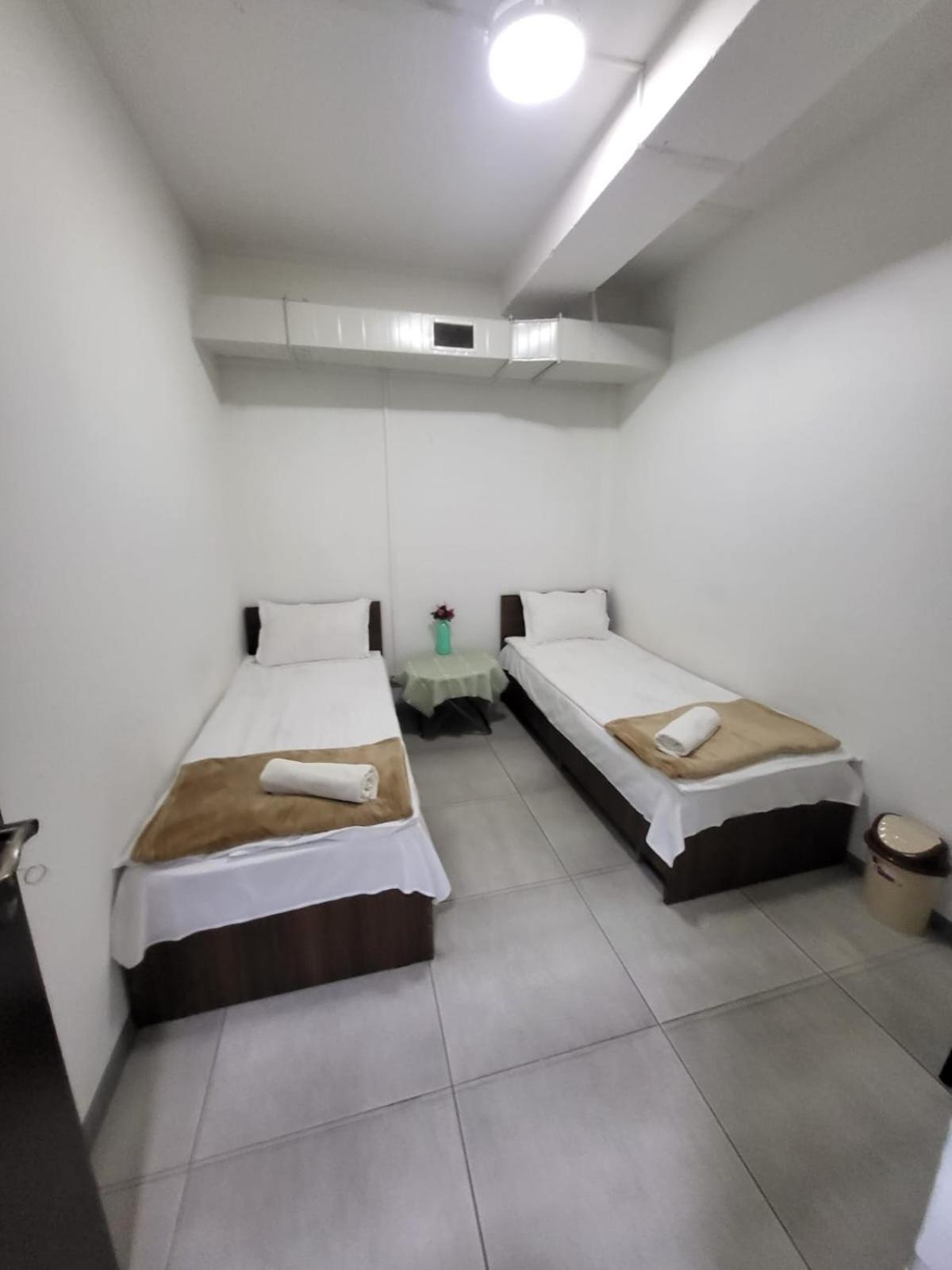 Hostel Near The Square Тбилиси Экстерьер фото