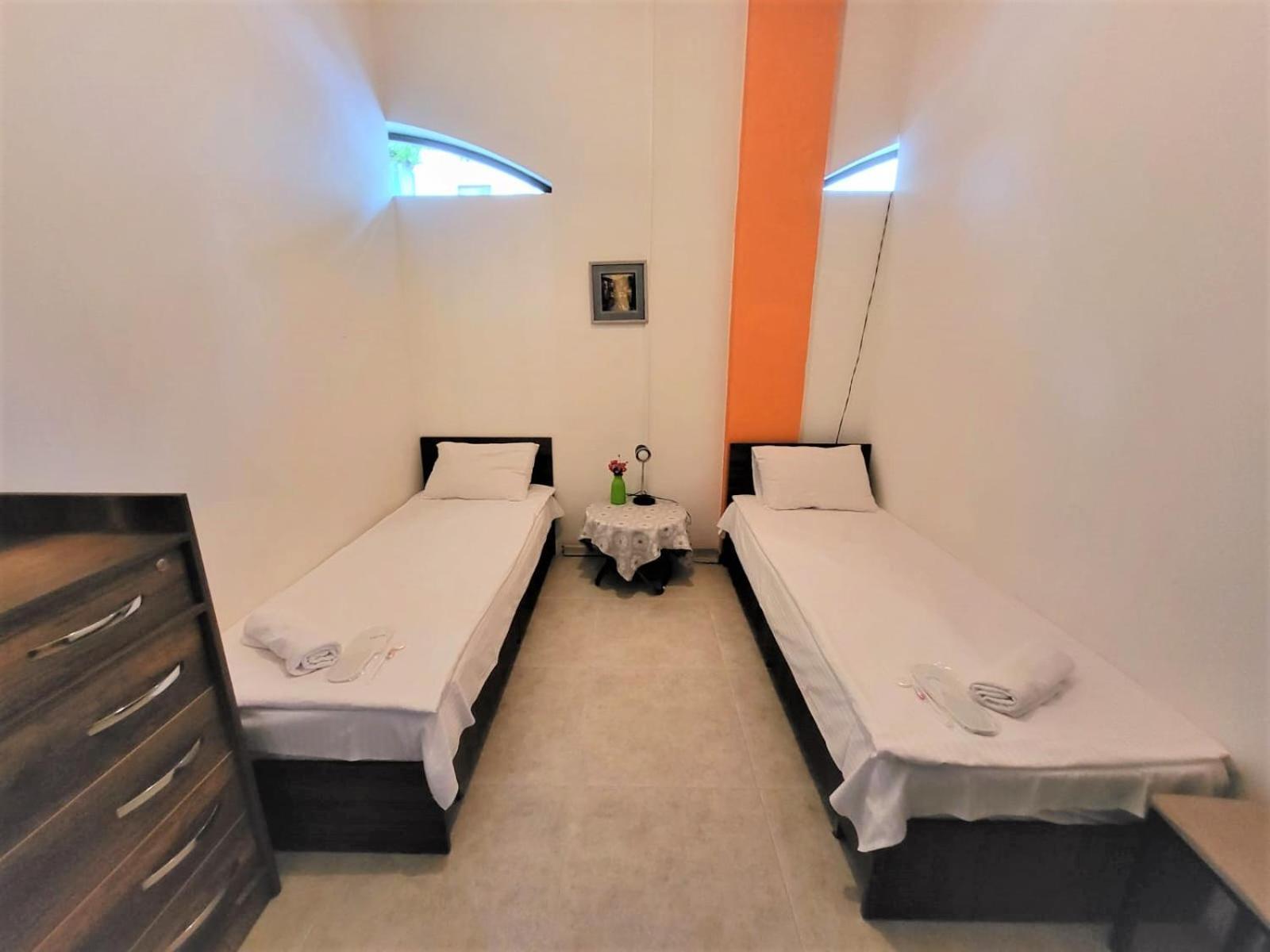 Hostel Near The Square Тбилиси Экстерьер фото