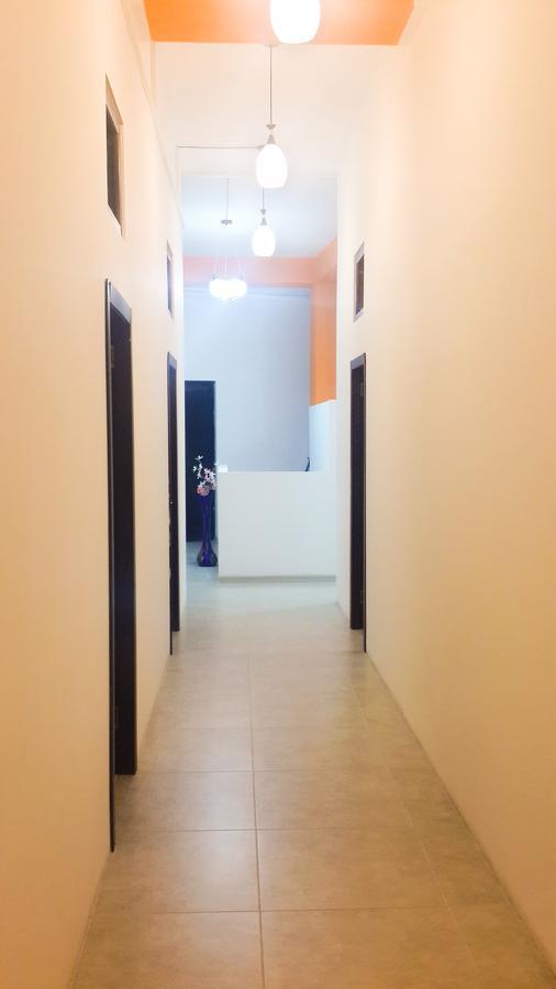 Hostel Near The Square Тбилиси Экстерьер фото